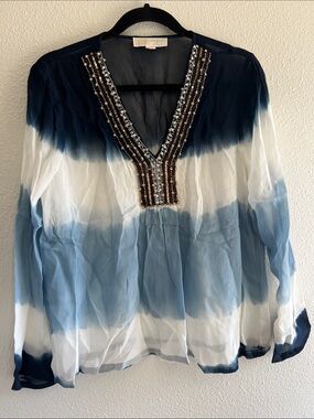Michael Kors Navy White Light-Blue Ombre Beaded V-Neck sheer Tunic top size S/M
